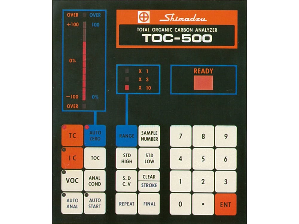 Bedienpanel des Shimadzu TOC-500