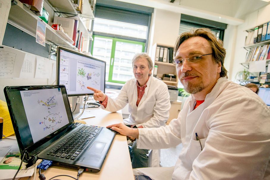 Martin Winkler (rechts) und Thomas Happe (links) Martin Winkler (rechts) und Thomas Happe (links)